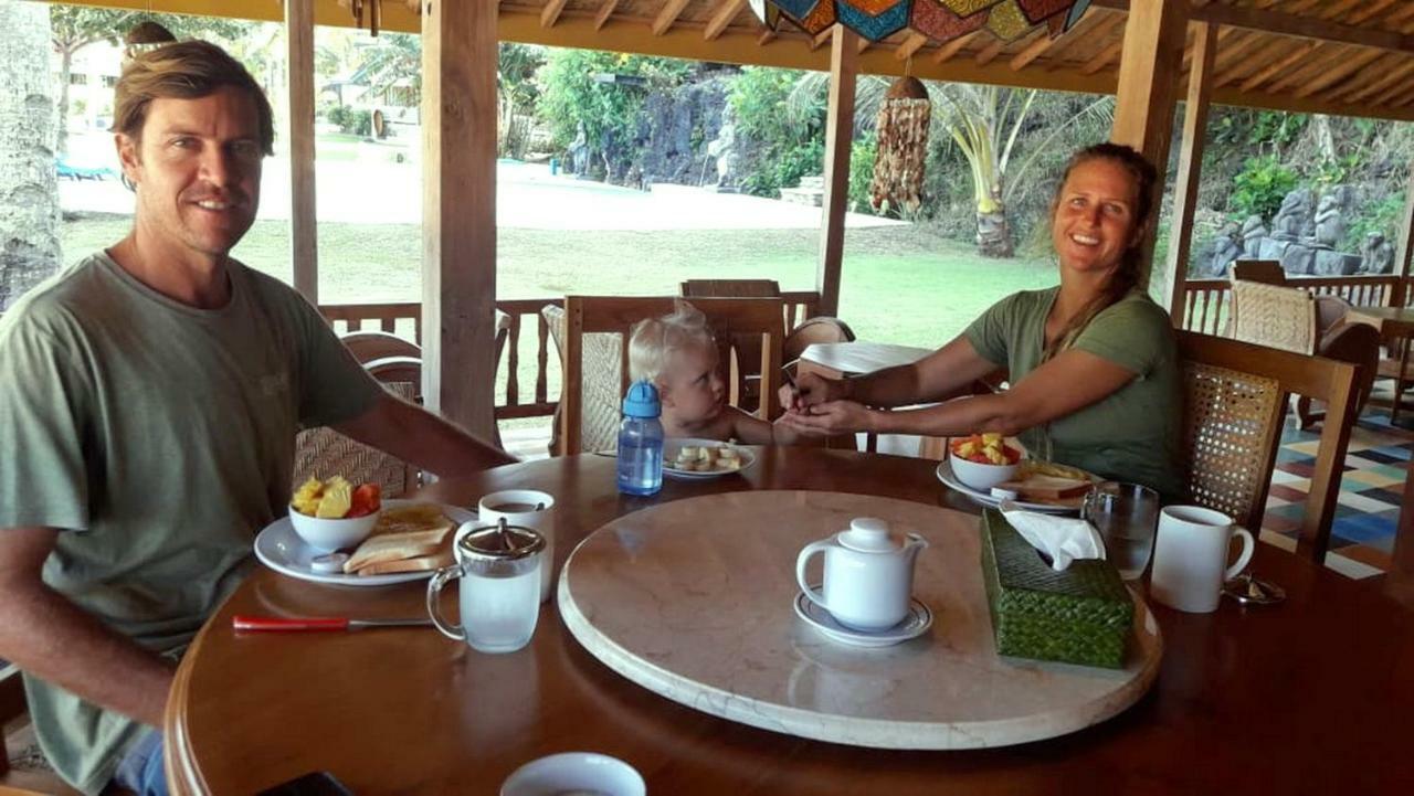 Desa Limasan Resort Kalak Ngoại thất bức ảnh